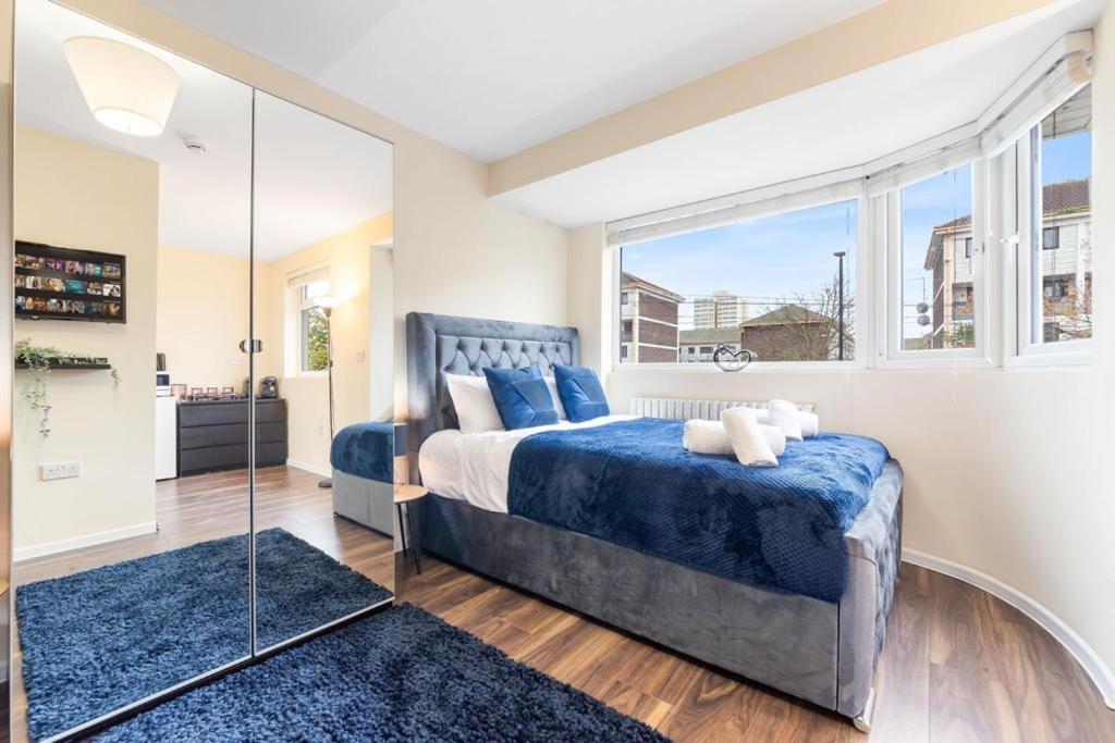 Isleworth Suites - Tw7 외부 사진
